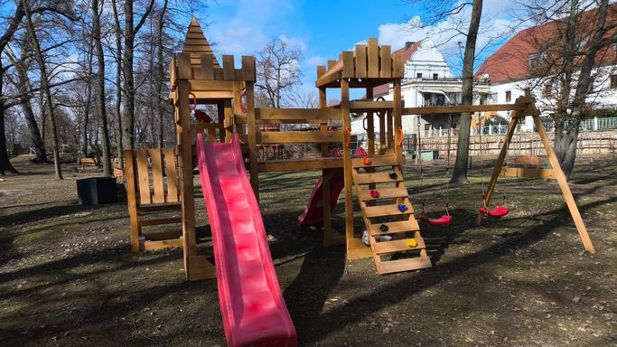 Spielturm Park
